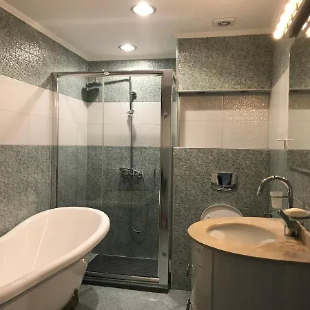 Center Apartment